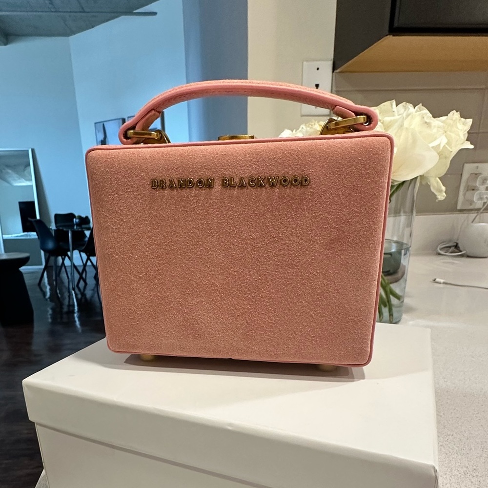 Brandon Blackwood Kendrick trunk mini pink suede